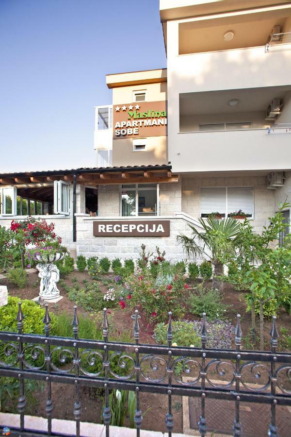 Apartments Maslina II 奈维斯 外观 照片