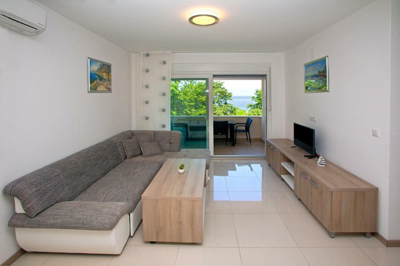 Apartments Maslina II 奈维斯 外观 照片